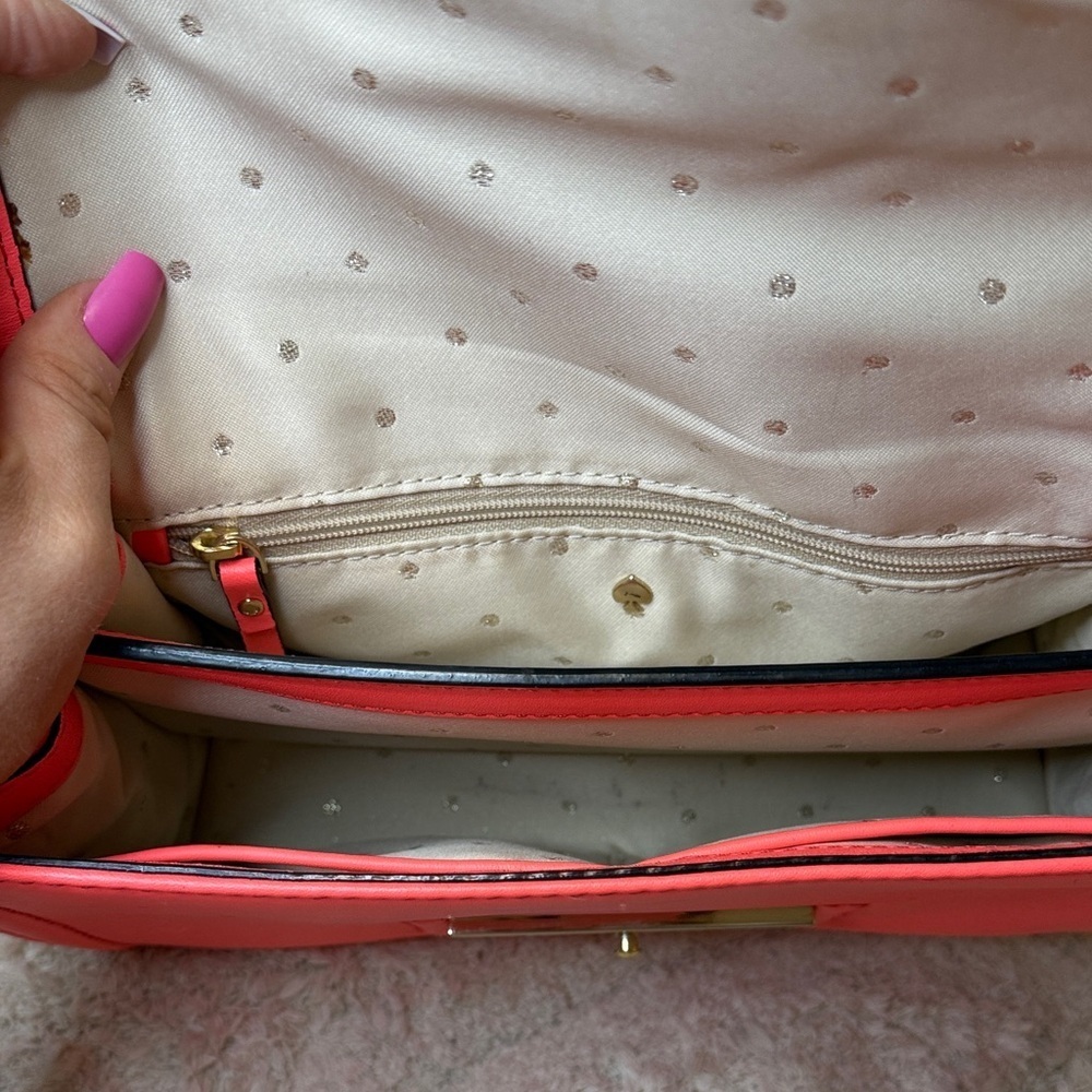 Kate Spade Surprise Coral Scarlett’s Carroll Park Shoulder Bag - Picture 13 of 15